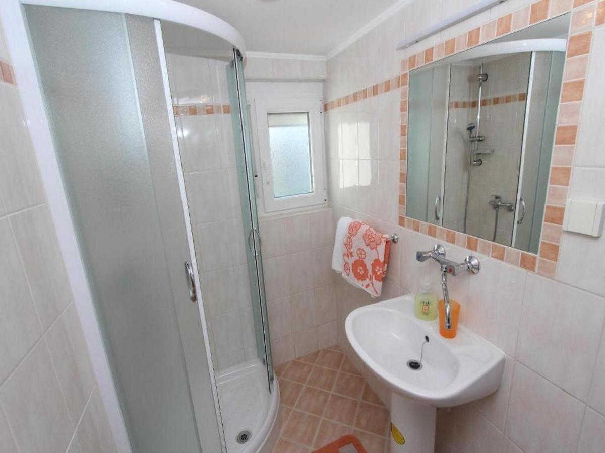 Apartments Frane โรวีน ภายนอก รูปภาพ