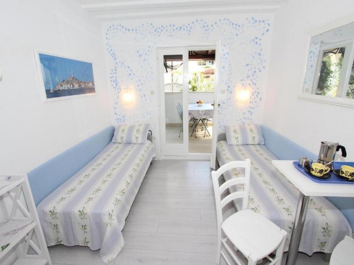 Apartments Frane โรวีน ภายนอก รูปภาพ