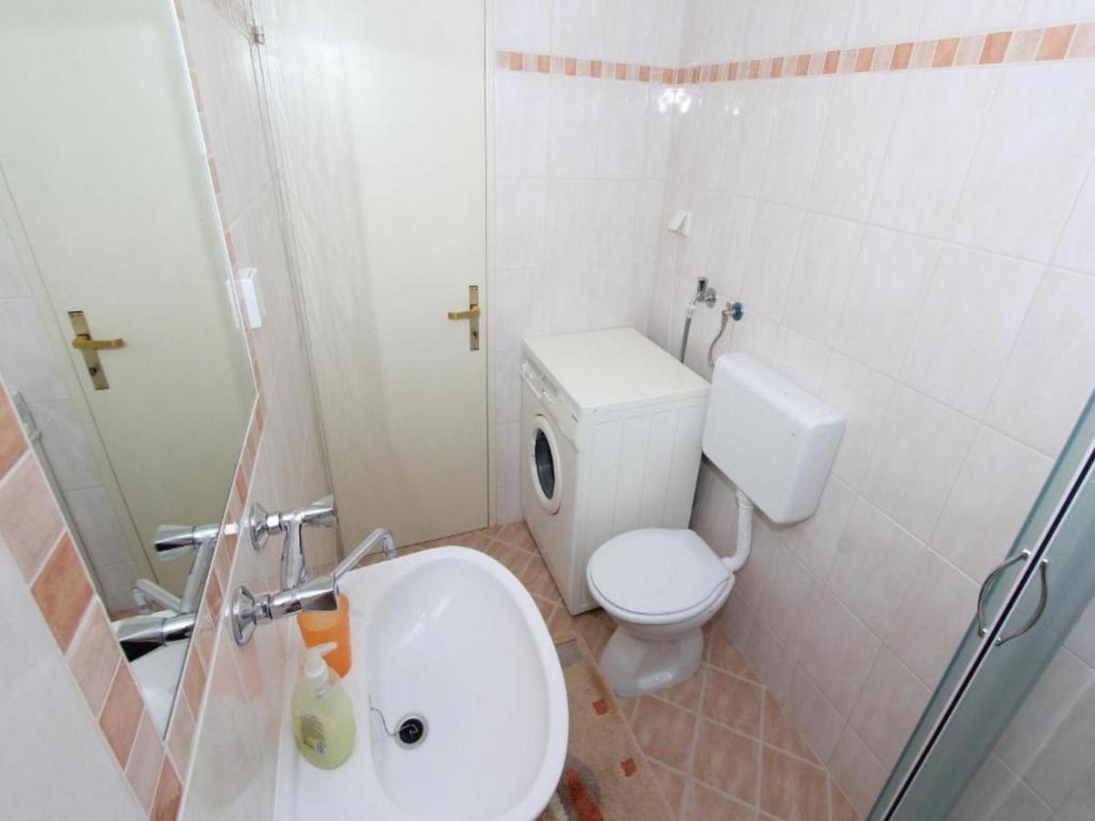 Apartments Frane โรวีน ภายนอก รูปภาพ