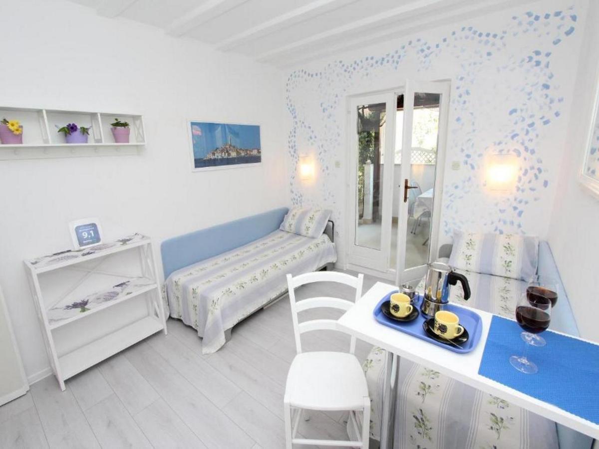 Apartments Frane โรวีน ภายนอก รูปภาพ
