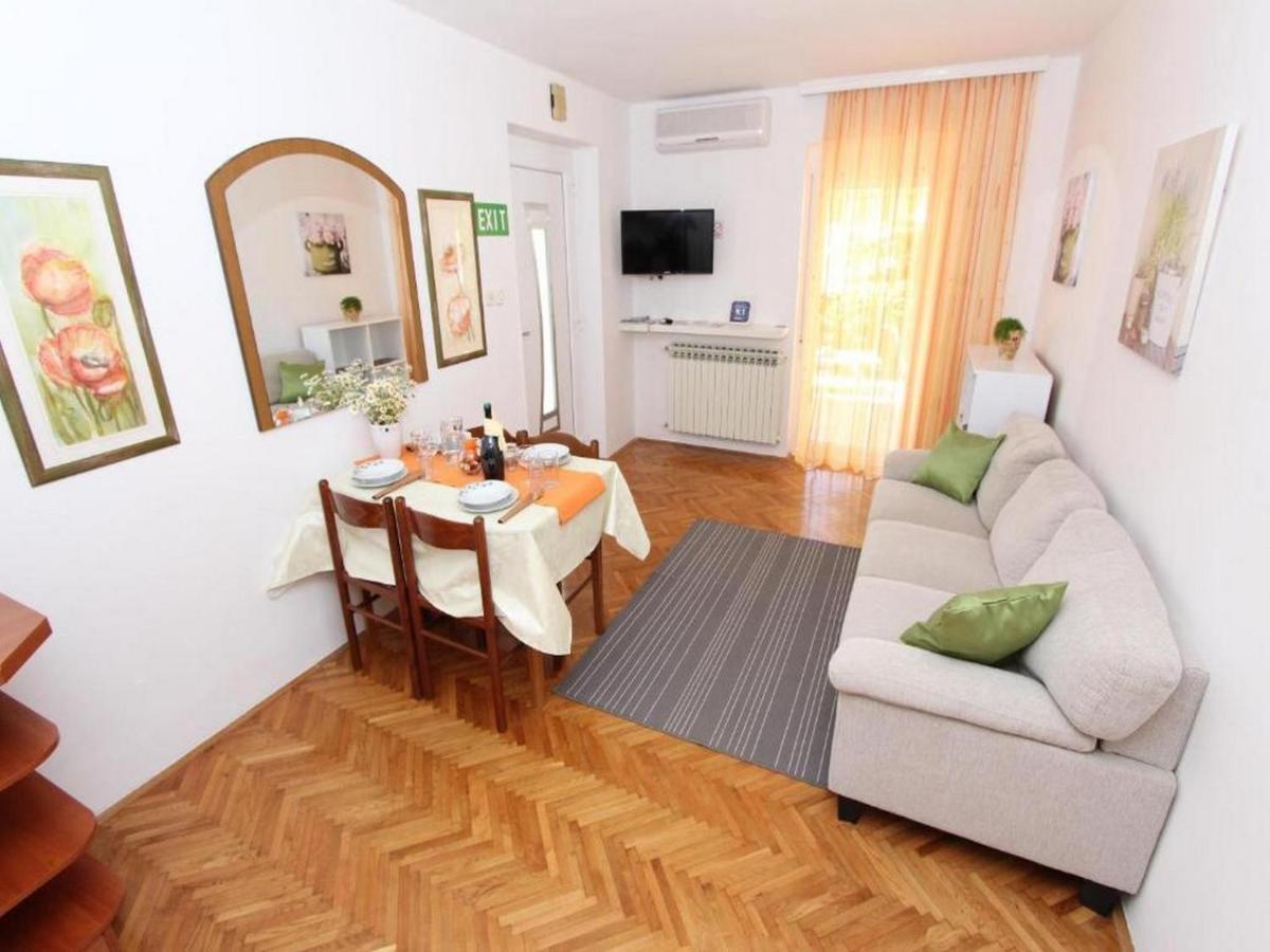 Apartments Frane โรวีน ภายนอก รูปภาพ
