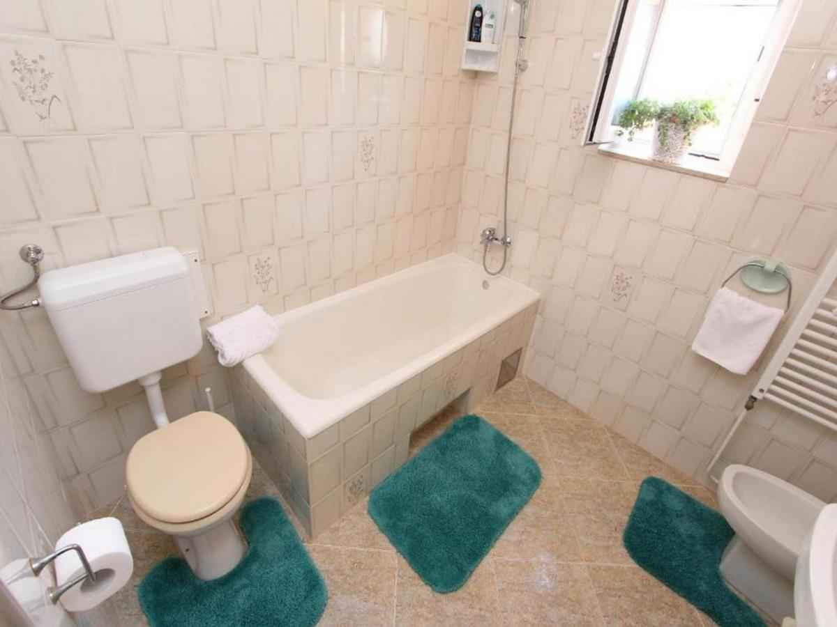 Apartments Frane โรวีน ภายนอก รูปภาพ