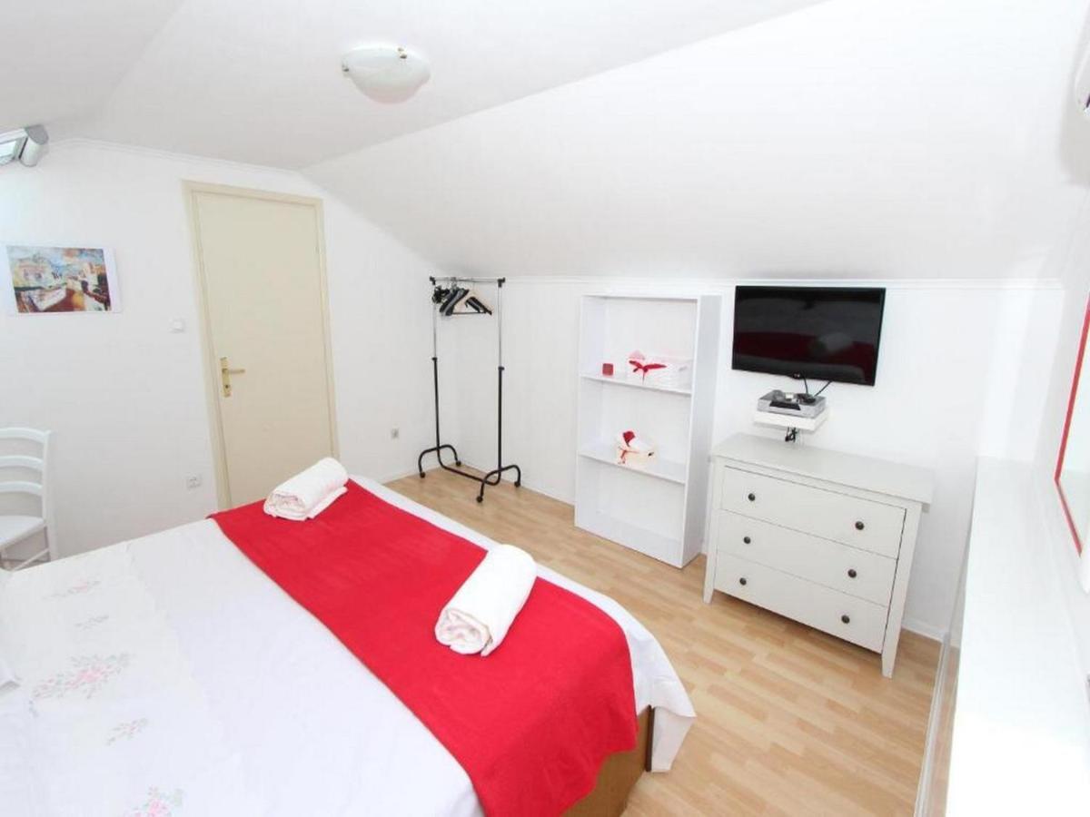 Apartments Frane โรวีน ภายนอก รูปภาพ