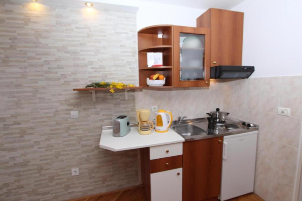 Apartments Frane โรวีน ภายนอก รูปภาพ